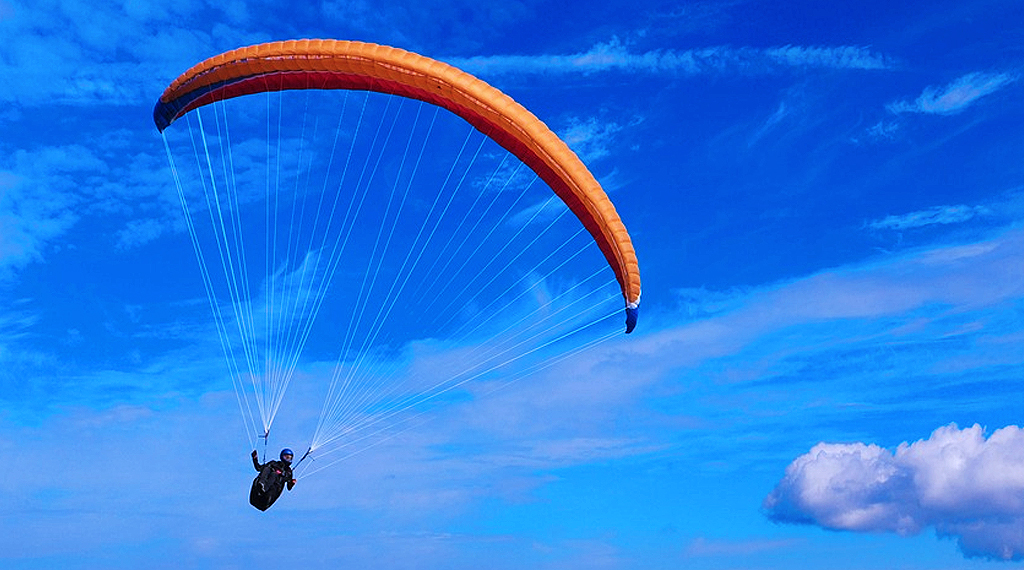 Gleitschirm1
