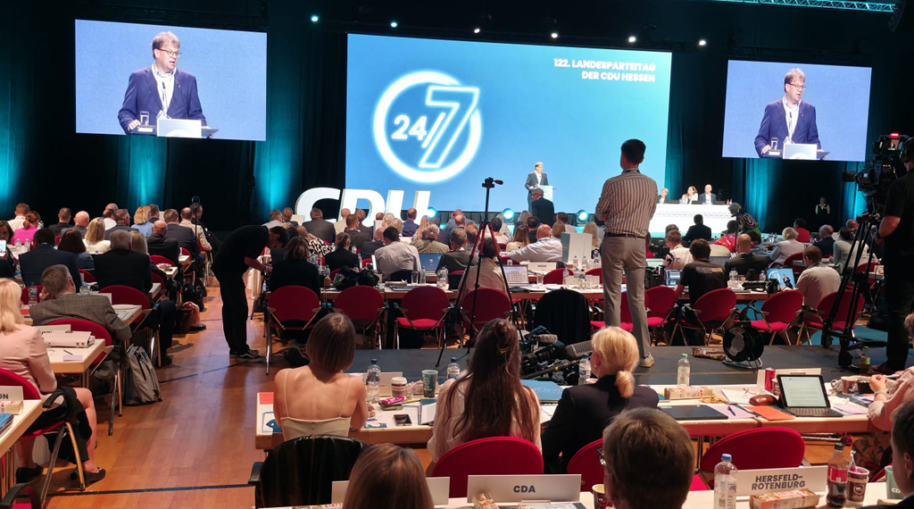 Cdu 122pt.jpg9