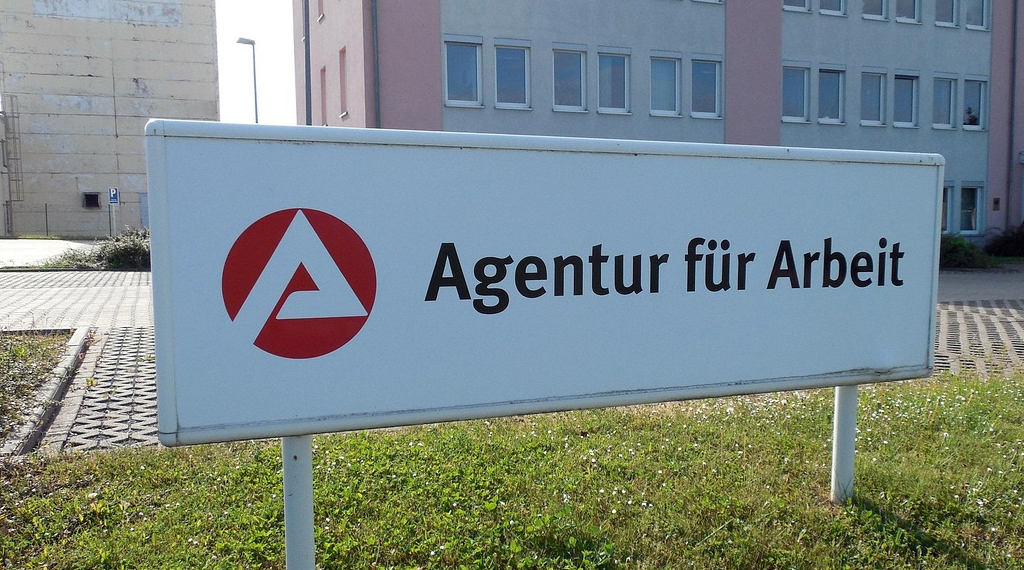 Agentuer job1
