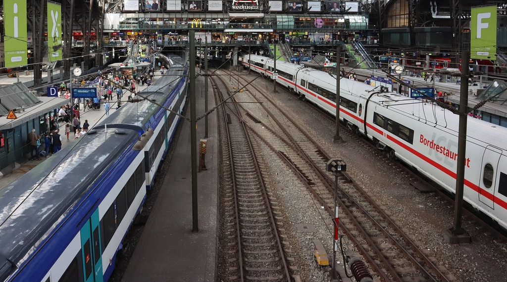 Bahnhof10